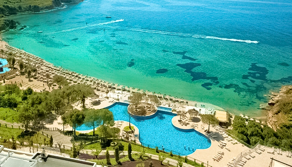 هتل آریا کلاروس کوش آداسی